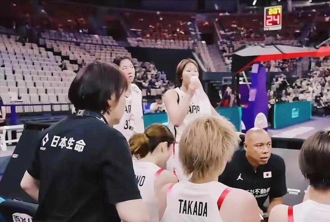 日本女篮遭澳大利亚逆转半决赛大概率对阵中国队(日本女篮和澳大利亚女篮比赛结果)