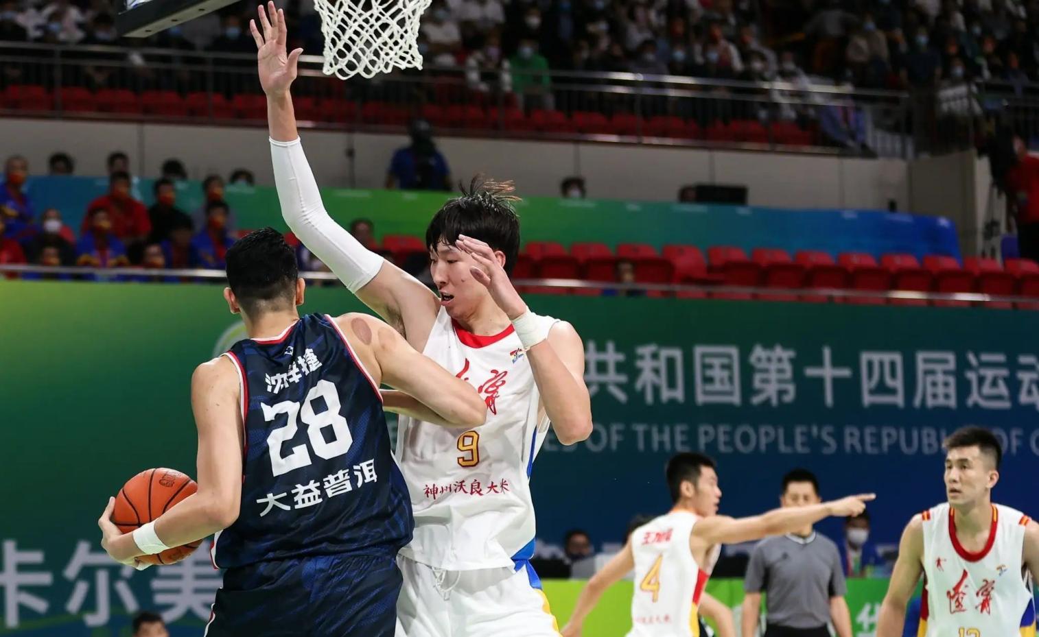 周琦18年亚运会个人集锦，对阵菲律宾砍下25分7盖帽(周琦2018亚运会数据)